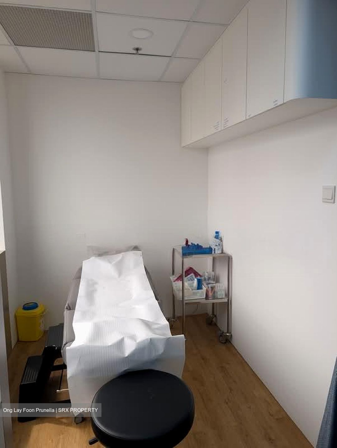 Mount Elizabeth Hospital (D9), Retail #580603981